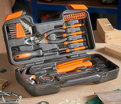 Why do I need a Ratchet screwdriver set in home repairs?