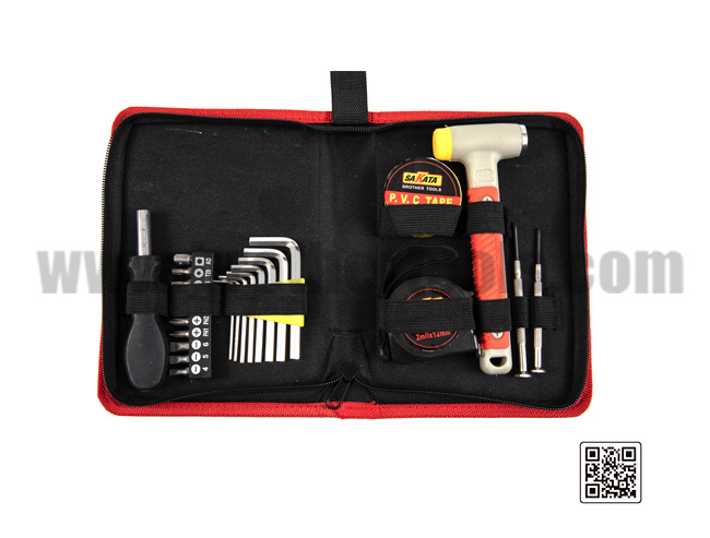 Portable toolkit set