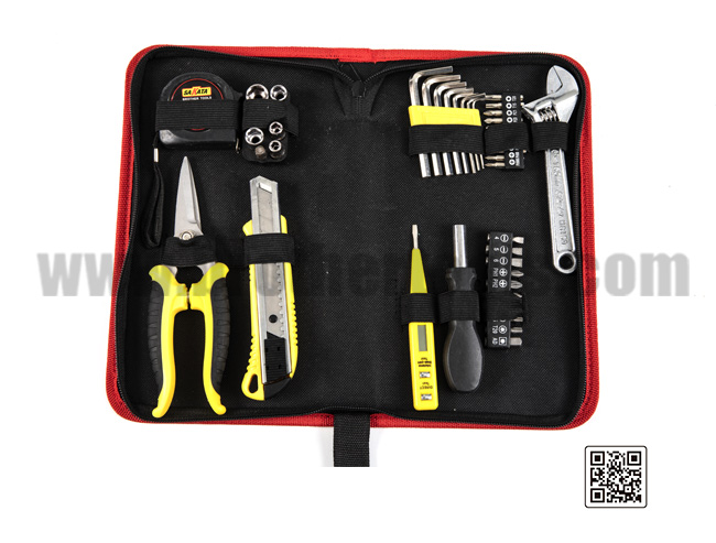 Multifunctional combination tool kit